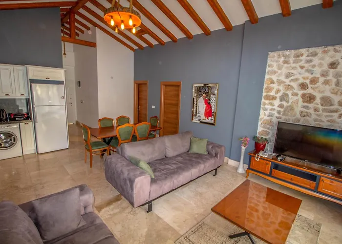 Patara Titanic 3+1 Villa, Oezel Havuzlu, Вилла