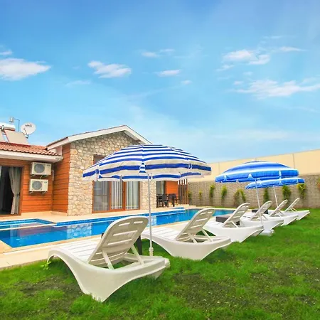 Patara Titanic 3+1 Villa, Oezel Havuzlu,